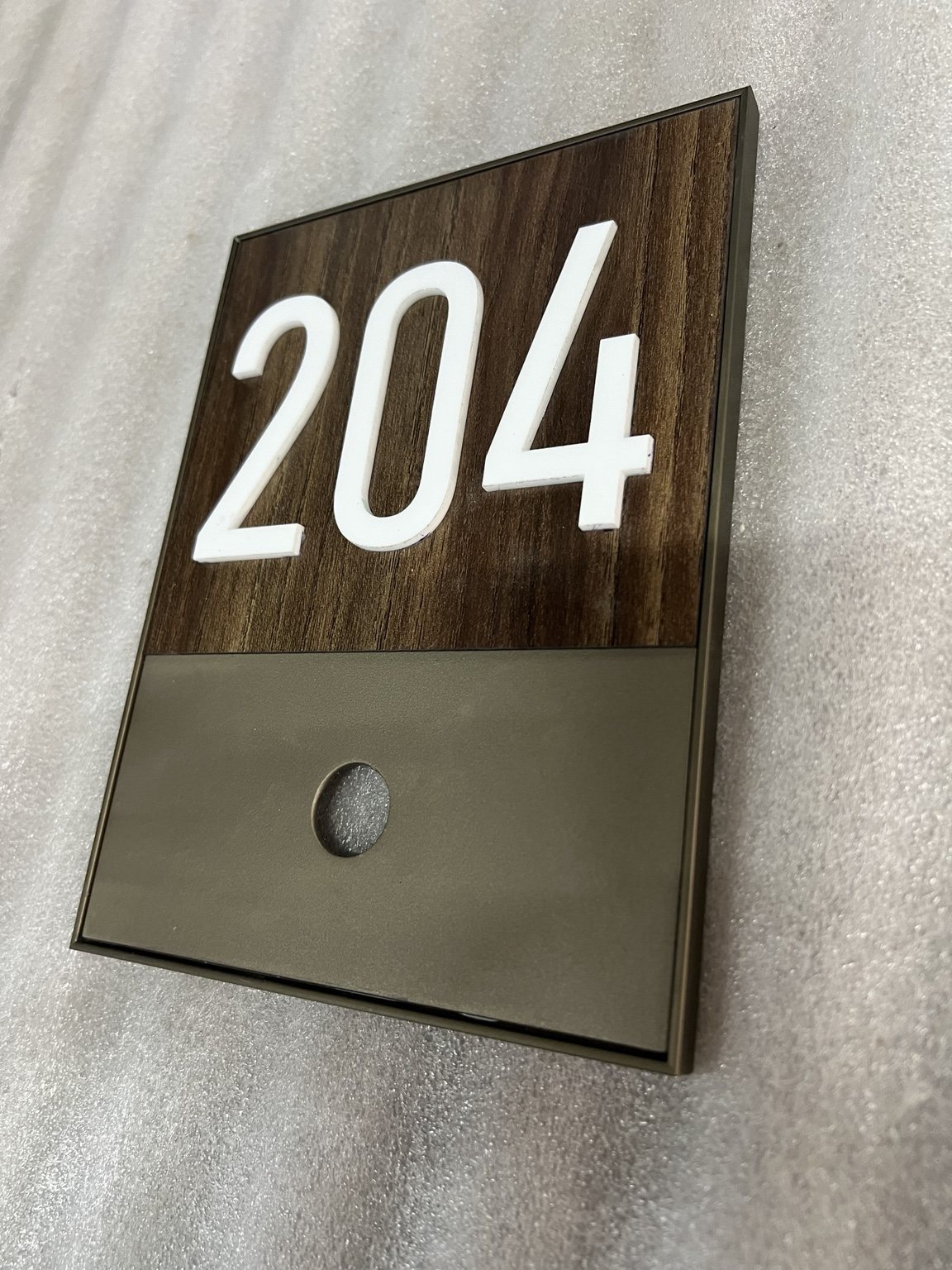 Holiday Inn room identification