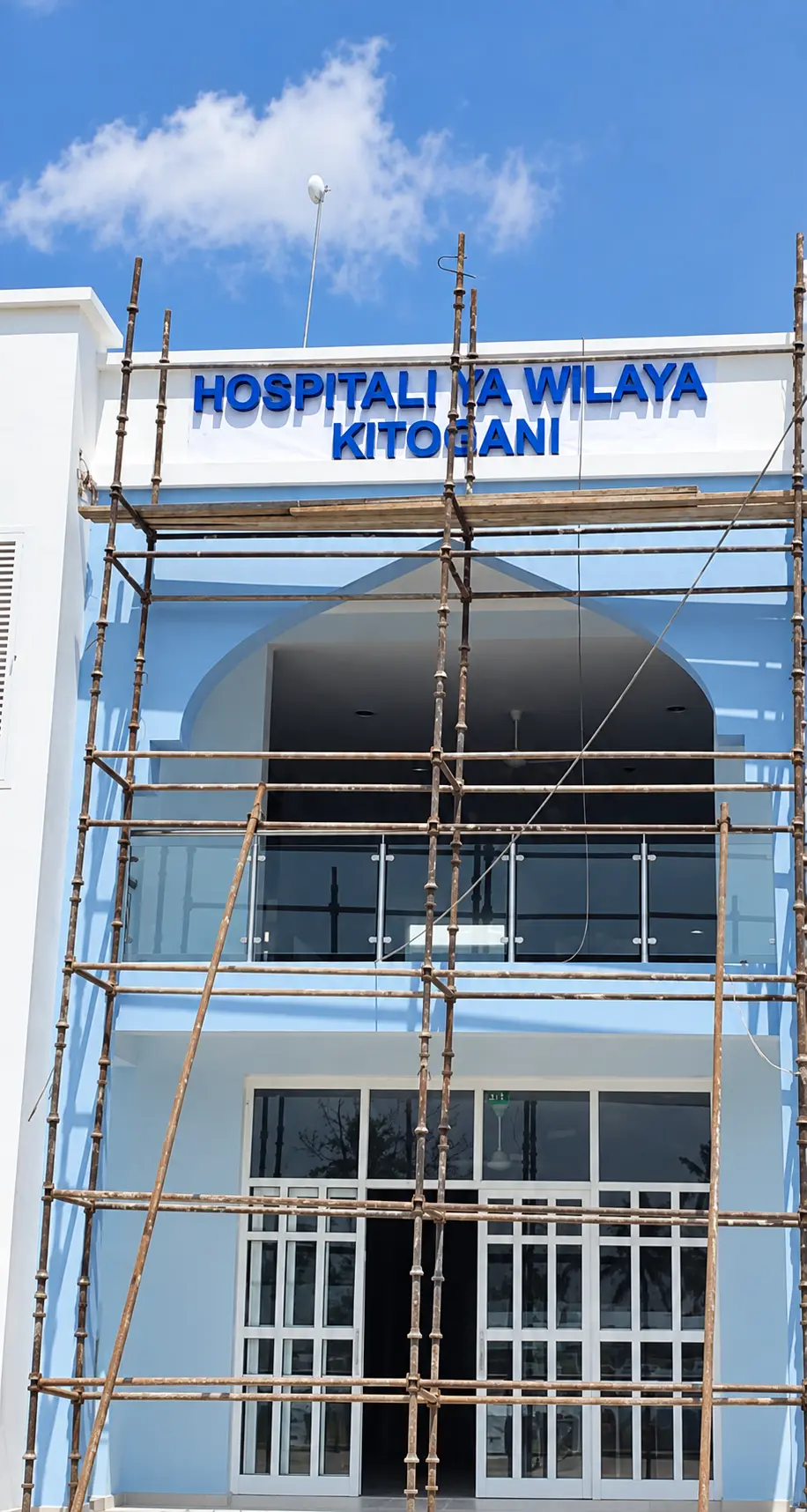 Zanzibar Government Hospitals exterior installation by day